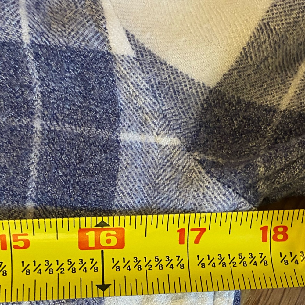 RAILS Button Down Plaid Blue Shirt size Medium Flannel - Picture 6 of 10